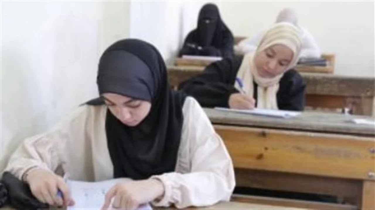 تحويل سهل.. آلية جديدة للتحويل بين التعليم الأزهري والعام